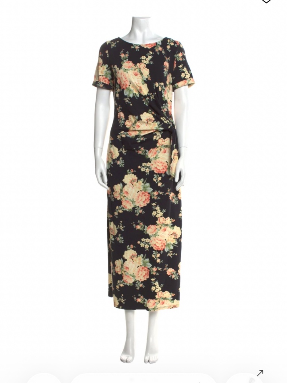 Sézane signature Pippa dress in black with rose print